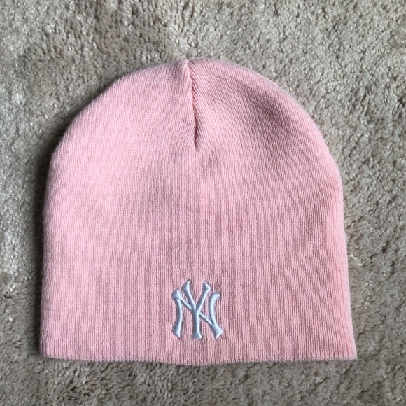 yankees winter hat